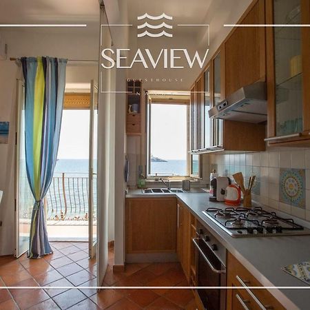 Seaview Guest House ジャルディーニ・ナクソス エクステリア 写真